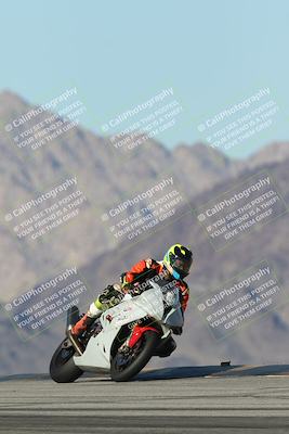 media/Dec-04-2025-Racers Edge (Thu) [[5ebc9f124d]]/3-B Group/6-Session 4 (Turn 9)/